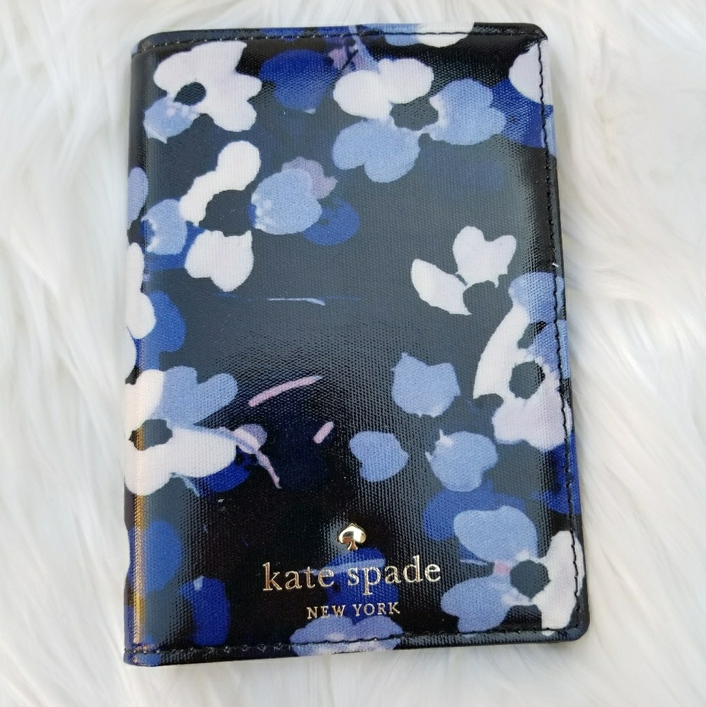 Kate Spade Cedar Floral Stripe Passport Holder